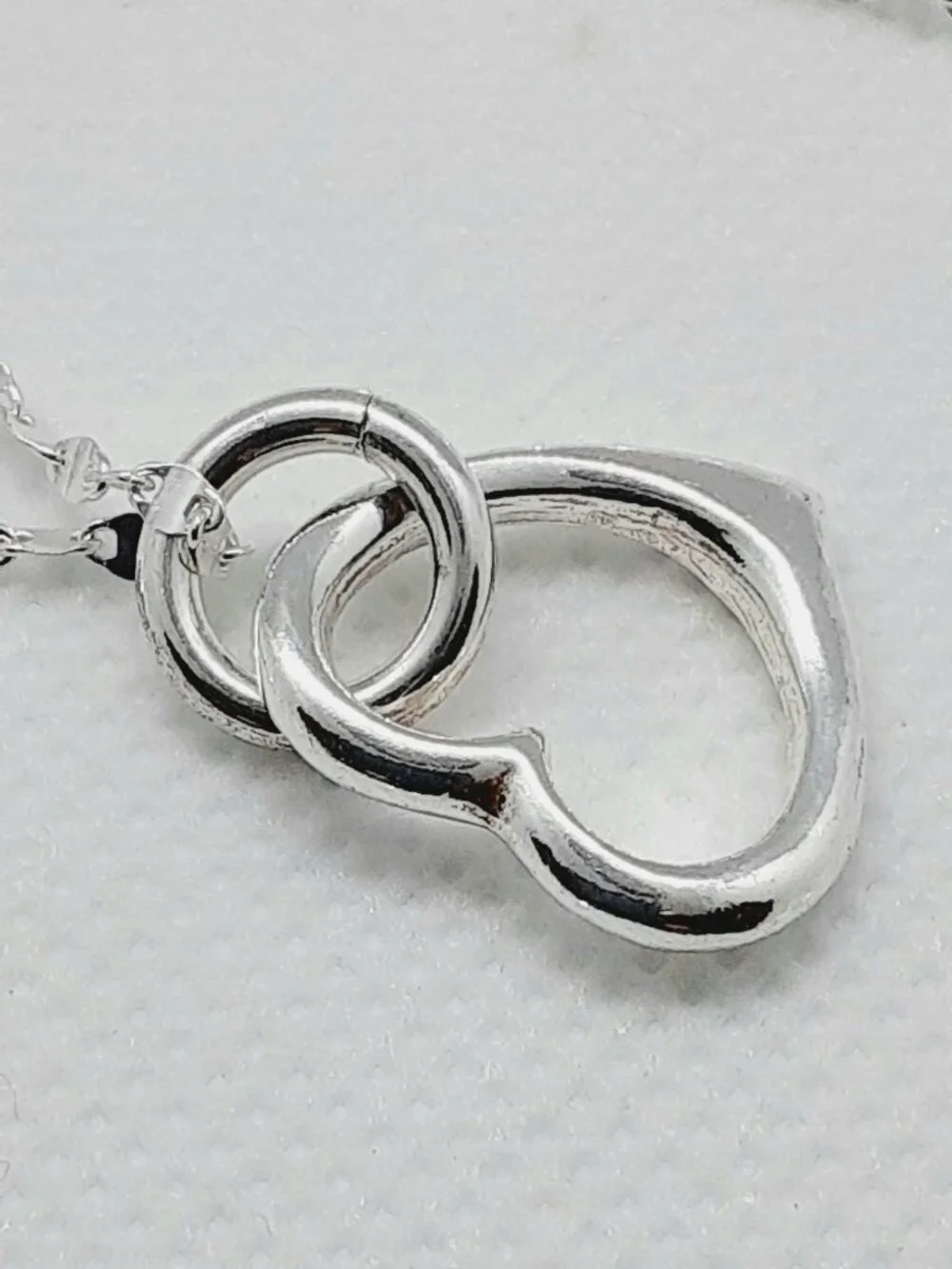 NEW sparkling 925 silver heart necklace - Picture 3 of 10